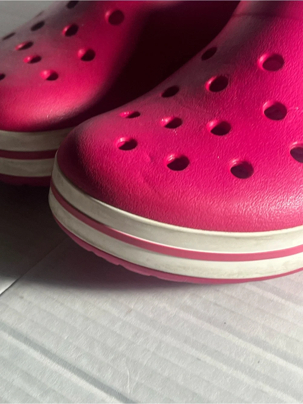 Crocs size men’s size 9, women’s size 11